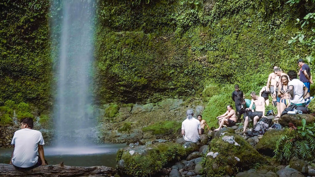 La Cascada Hola Vida Ayahuasca and yoga retreats Yogahuasca